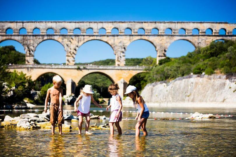 Tente Safari Au Pont Du Gard Вер-Пон-дю-Гар Экстерьер фото